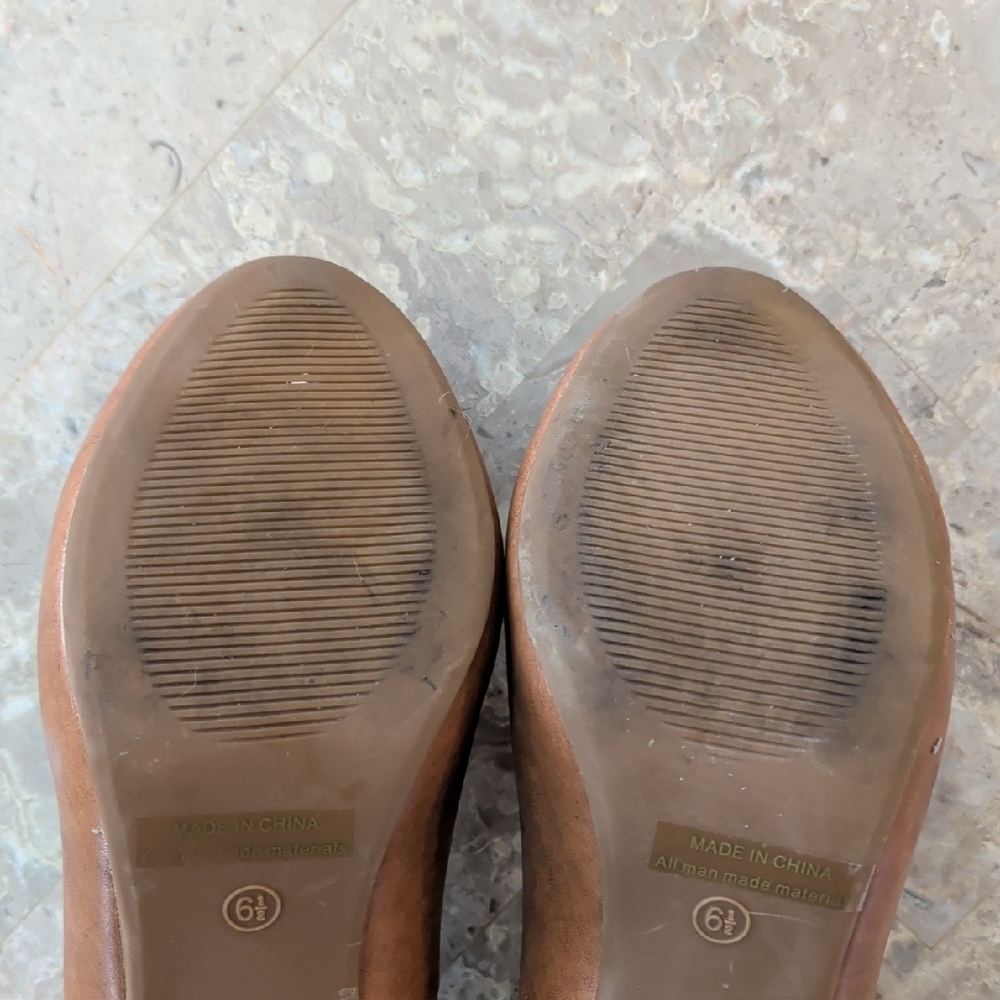 NWOT Dream Pairs Brown Leather Heels - Picture 5 of 9
